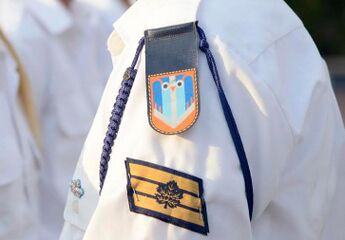 חייל מבה"ד חיל הים עם שרוך כחול כהה
