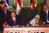 Madeleine Albright, Hosni Mubarak, Ehud Barak, Yasser Arafat, and Abdullah II of Jordan in Sharm-El-Sheikh, Egypt for the signing ceremony.jpg