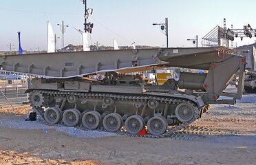 טנק גישור על בסיס M60 פטון