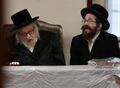 הרב מנחם נחום מאוק אנד ויין[10]