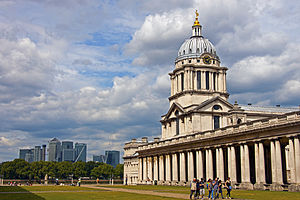 Canary Wharf and Greenwich Hospital chapel building.jpg